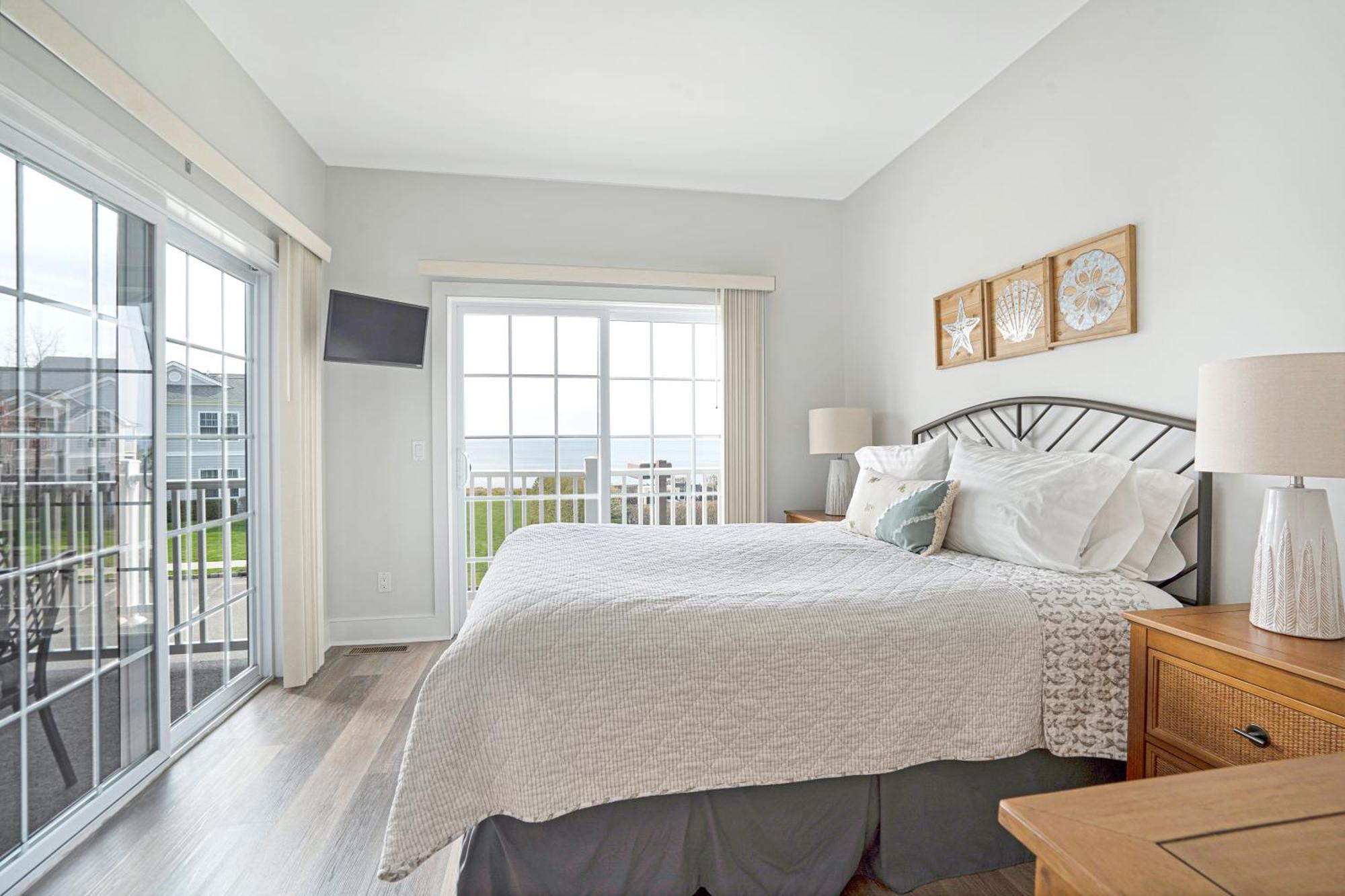 The Cliffside Greenport